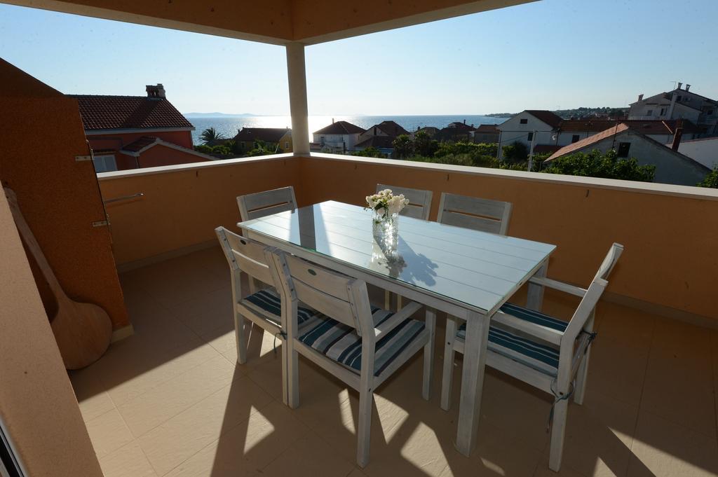Apartment Mara Petrčane Szoba fotó